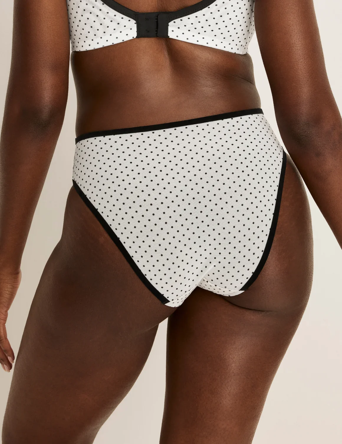 Essential Full Mesh French Cut - Image 7