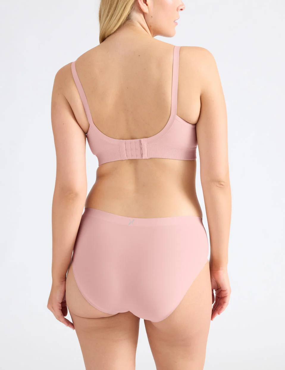 Good to Go Seamless Bra - Last Call - Image 14