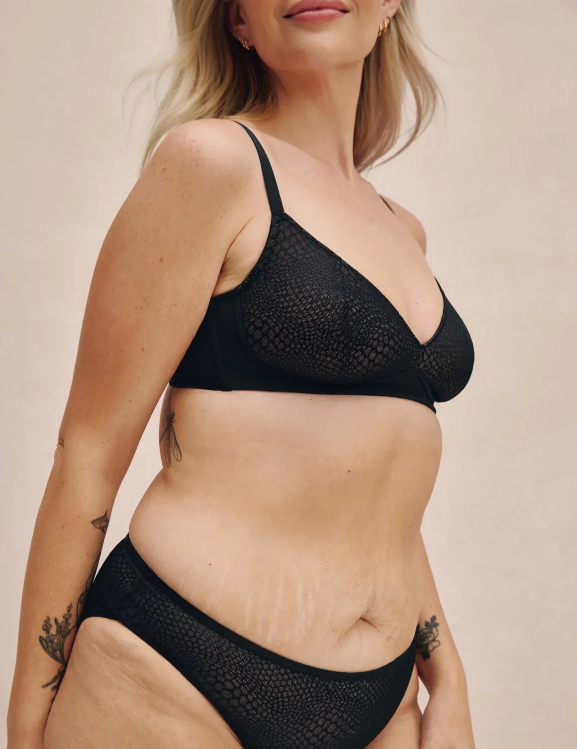 Lace Bra - Image 32
