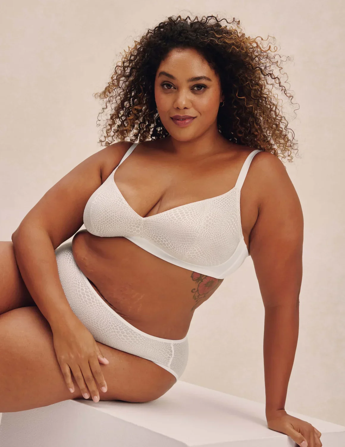 Lace Bra - Image 7