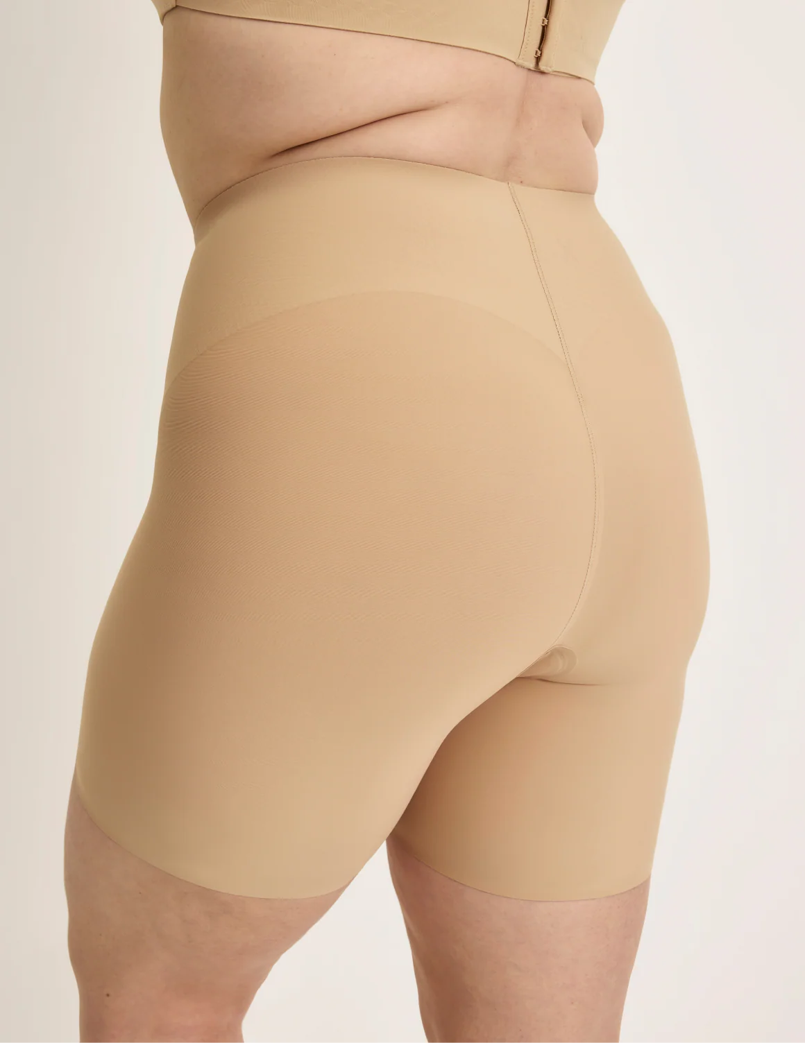 Leakproof Contour Thigh Saver® 6” - Image 12