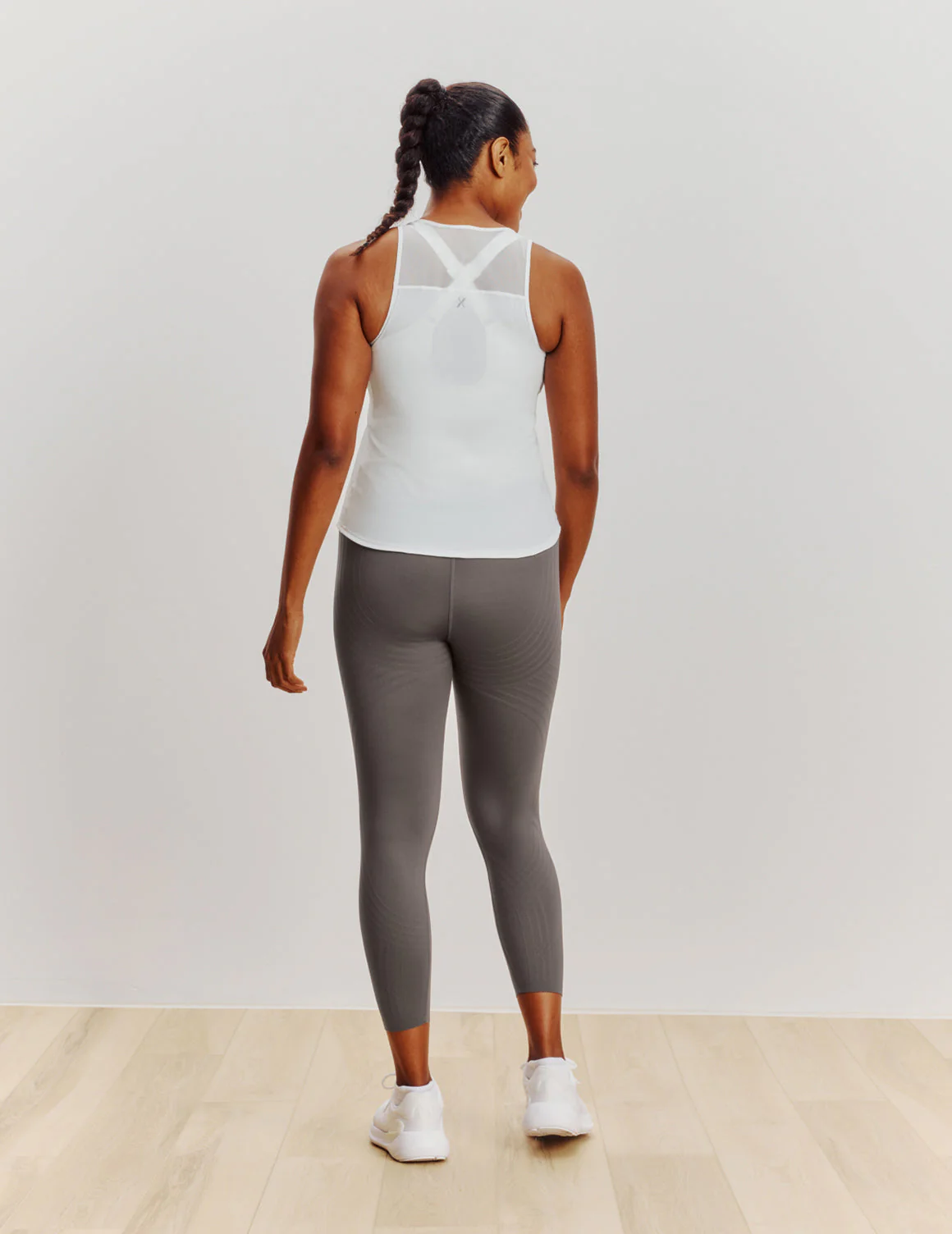 Momenta Active Tank - Image 8