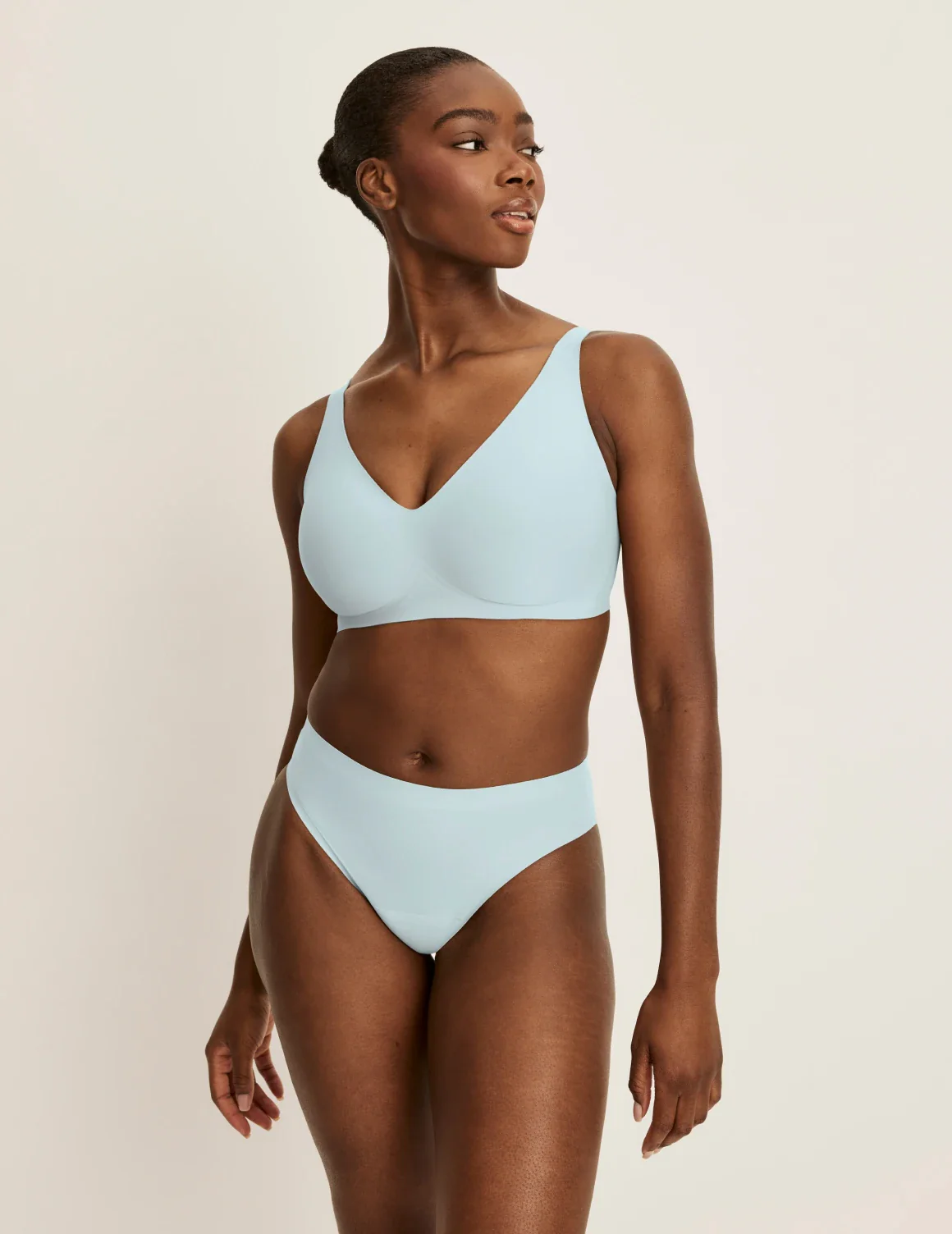 Essential No-Show French Cut - Image 12