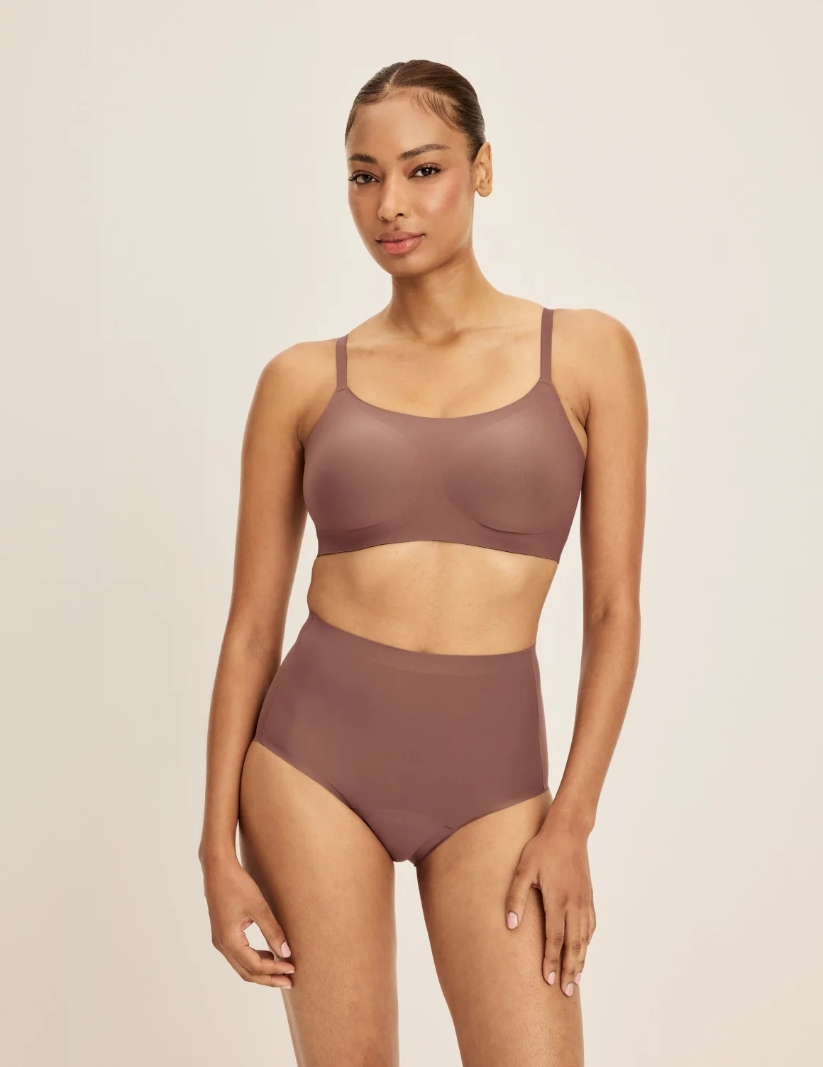 Revolution Scoop Bra - Last Call - Image 22