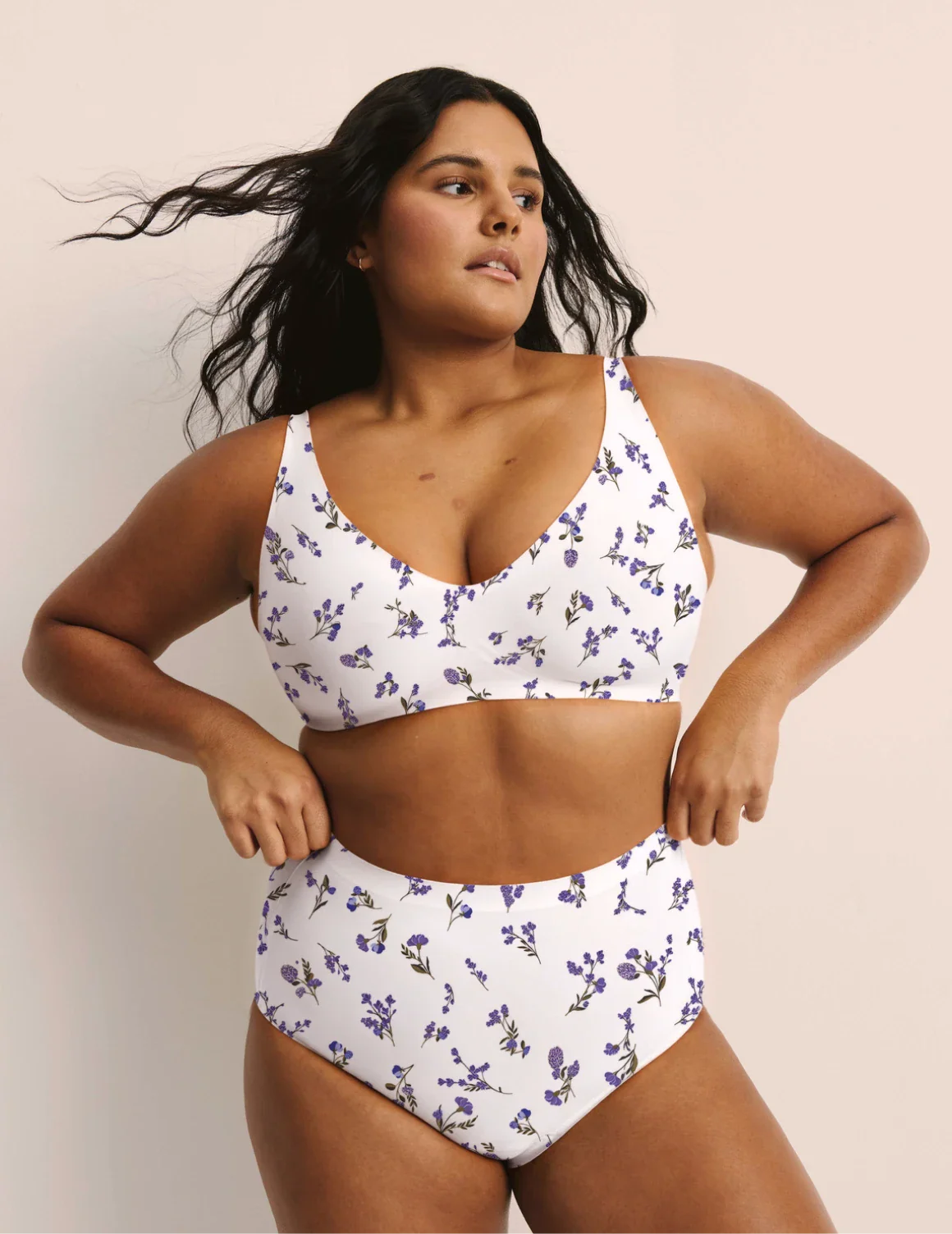 Revolution V-Neck Bra - Image 62