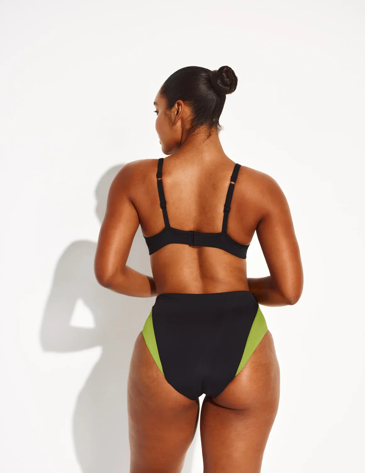 Ruched Deep V Bikini Top - Image 17