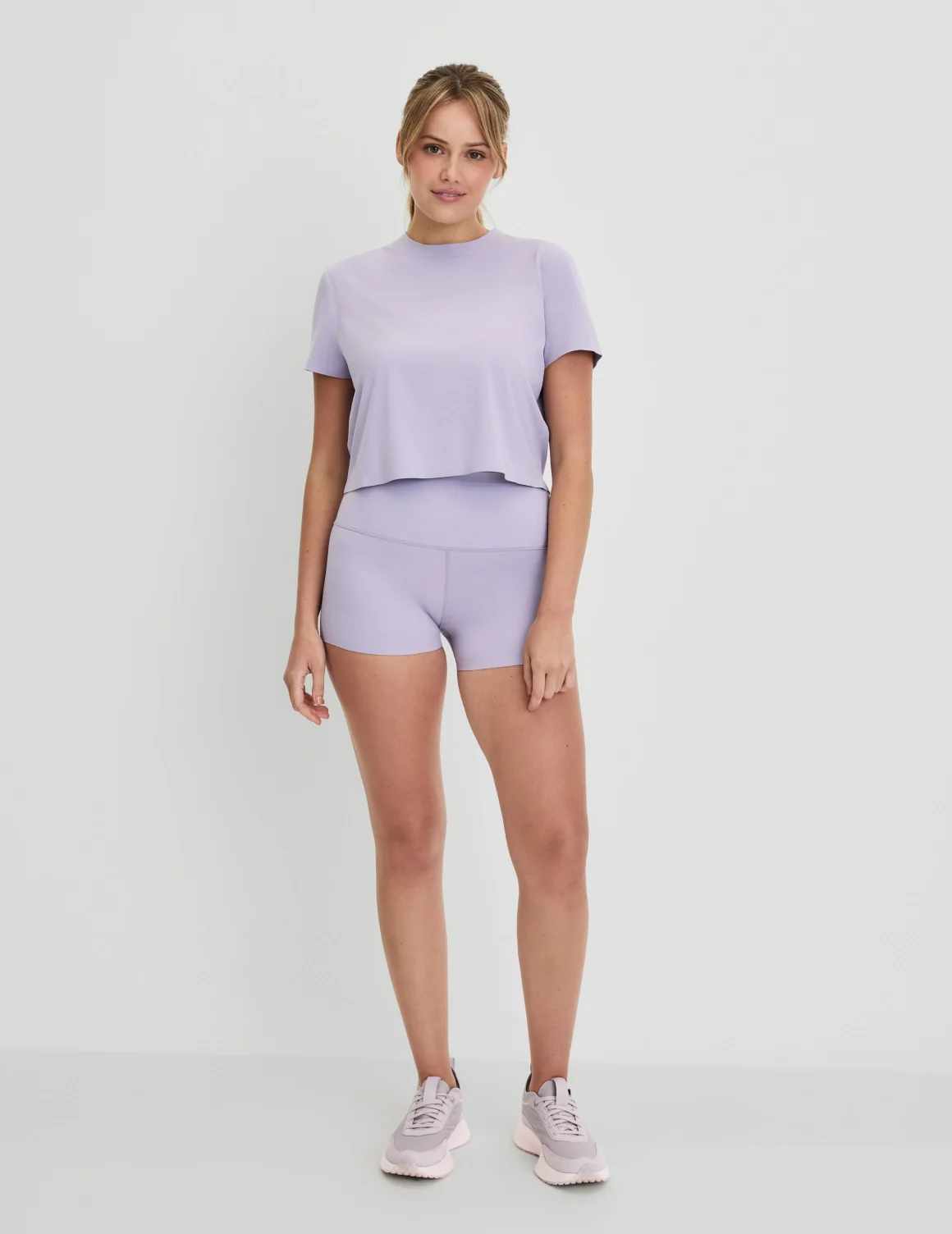 Studio Sleek Cropped T-Shirt - Image 13